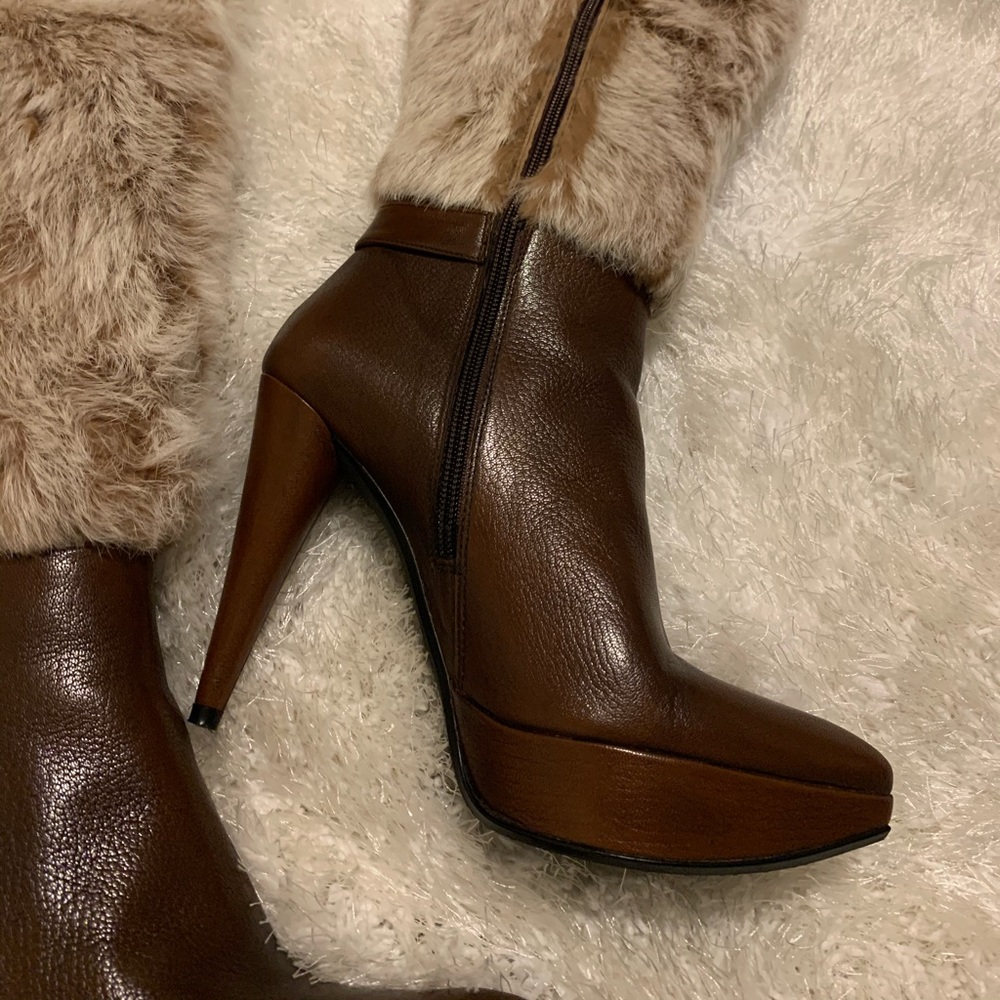 Designer Boots - Picture 2 of 5